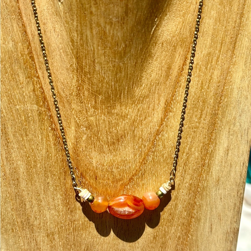 Handmade Vintage Carnelian and Shell Gold Tone Chain Necklace